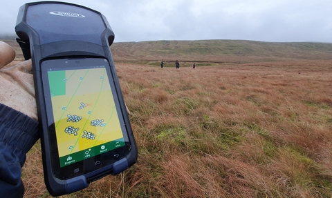 GPS mapper screen showing data collection